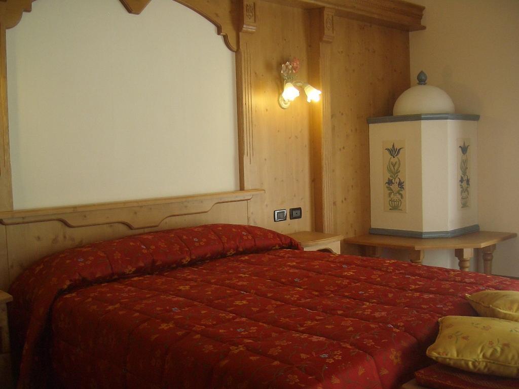 אסיאגו Albergo Miramonti Dependance חדר תמונה